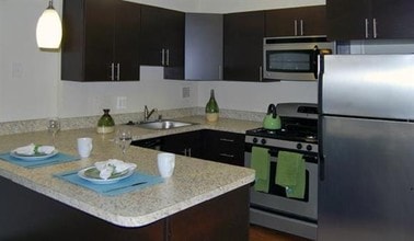 Interior Photo - The 925 Apartments