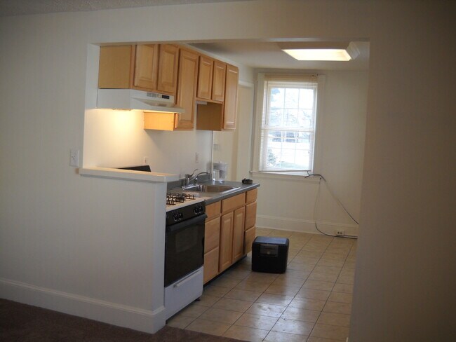 Foto del edificio - 65 Winters Ln