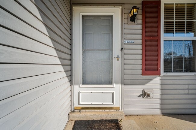 Building Photo - 1409 Wrightford Dr