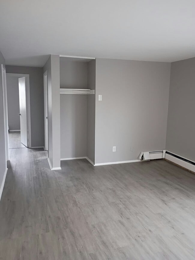 Foto del edificio - 13430 Euclid Ave