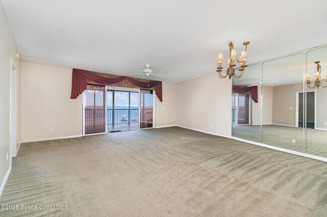 Foto del edificio - 104 Riverside Dr