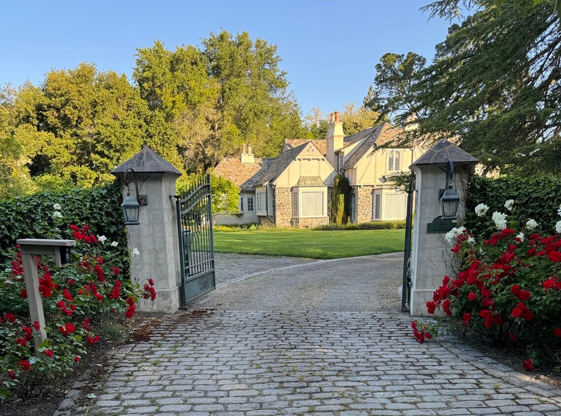 84 Almendral Ave, Atherton, CA 94027 House Rental in Atherton, CA