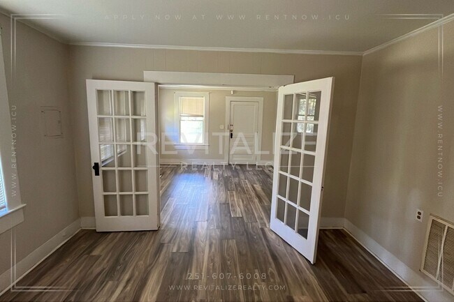 Foto del edificio - 2 Bedroom/1 Bathroom House in Mobile!