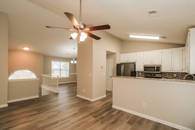 Building Photo - 1801 Portwest Way