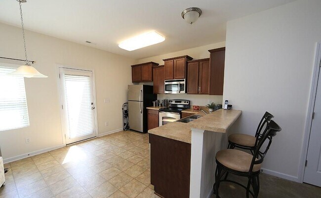 Building Photo - 5421 Big Bass Dr