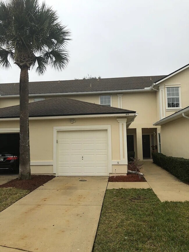 Foto del edificio - 609 Southbranch Dr