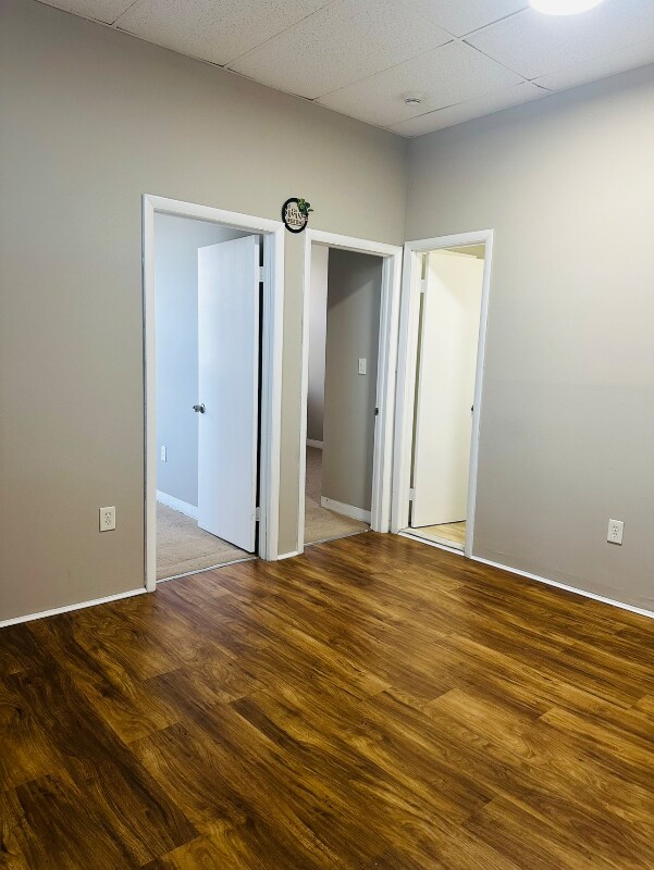 Foto principal - 205 W 4th St