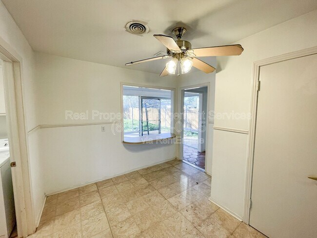 Building Photo - 3105 44th St