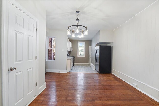 Building Photo - 5703 Willows Ave