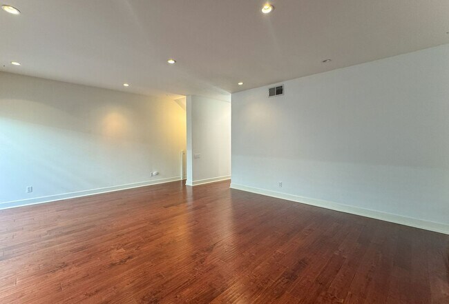 Foto del edificio - 916 15th St
