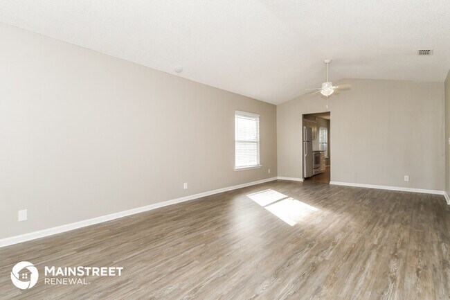 Building Photo - 5956 Wentworth Cir S