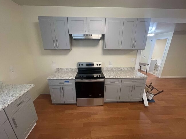 Foto del edificio - 400 N Dillard St