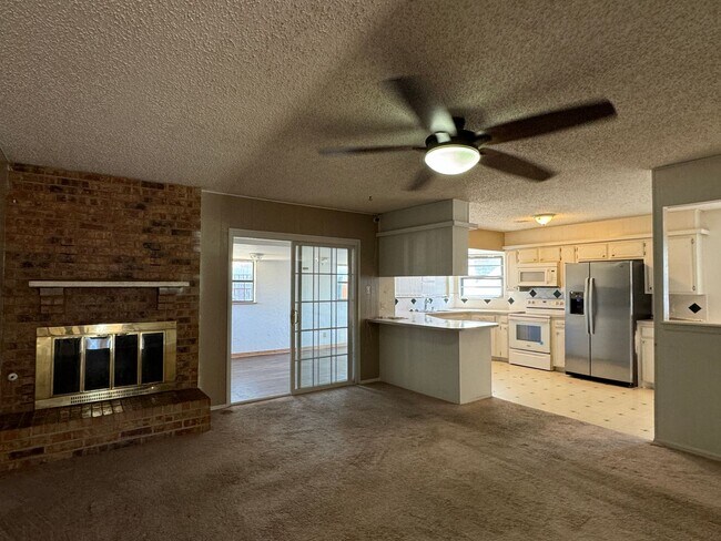 Foto del edificio - 7909 NW Terrace Hills Blvd