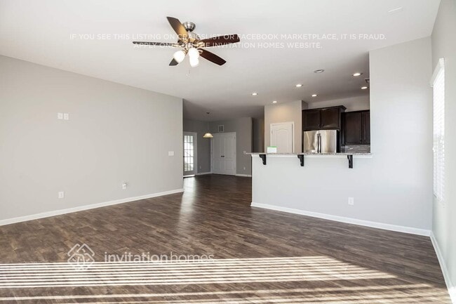 Foto del edificio - 7814 Hereford St