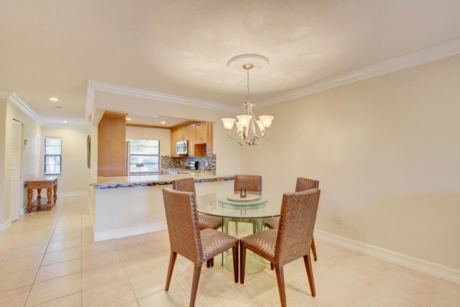 Foto del edificio - 9193 Pecky Cypress Ln