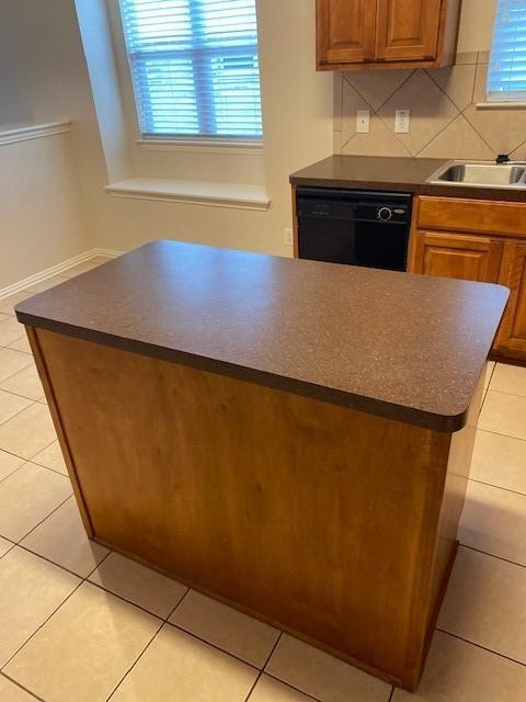 Foto del edificio - 20800 Bellerive Dr