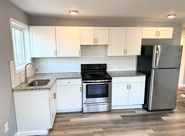 Foto del edificio - 4931 State Rte 55