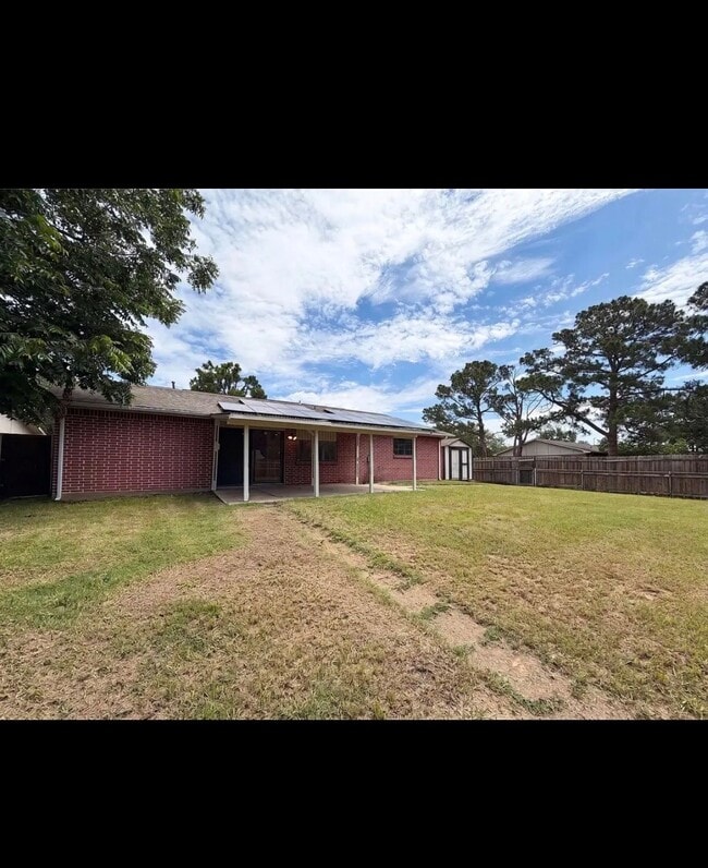 Foto del edificio - 1102 Hillwood Dr