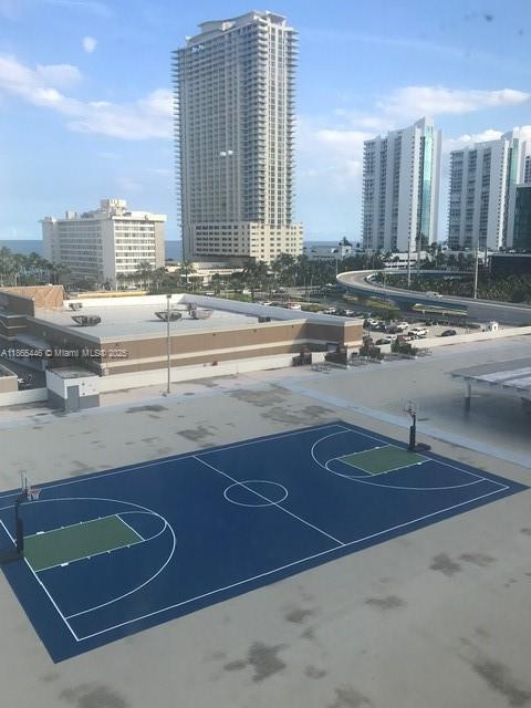 Foto del edificio - 17021 N Bay Rd