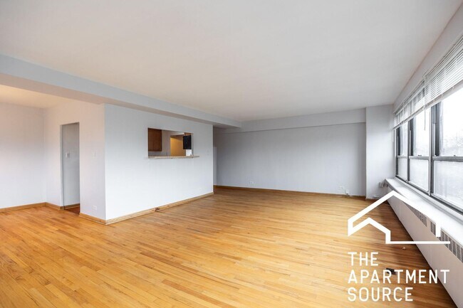 Foto del edificio - 4180 N Marine Dr