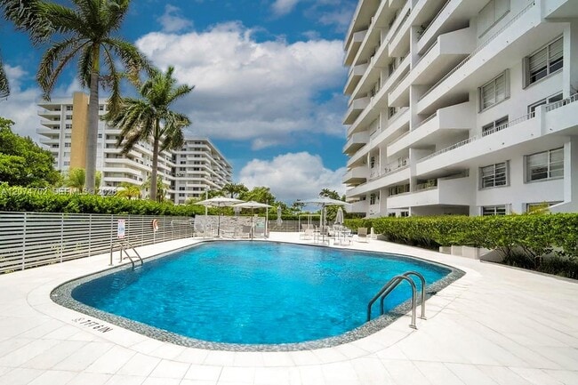Building Photo - 199 Ocean Ln Dr