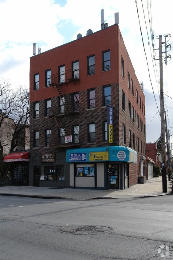 Foto del edificio - 1450 E Gun Hill Rd