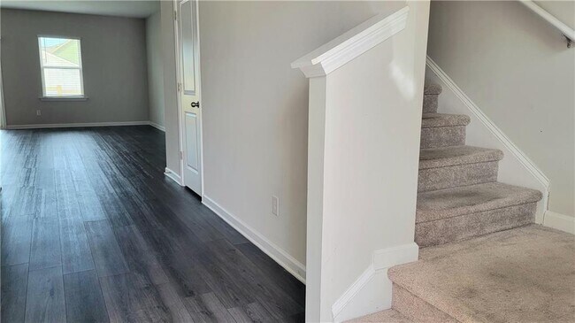 Building Photo - 17 Wynn Wy