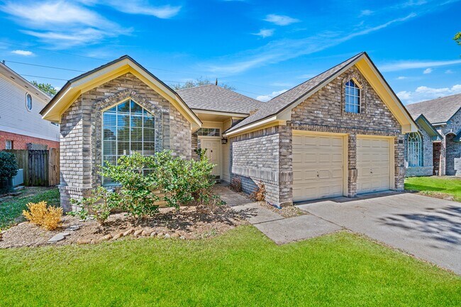 Foto del edificio - 15974 Oak Mountain Dr