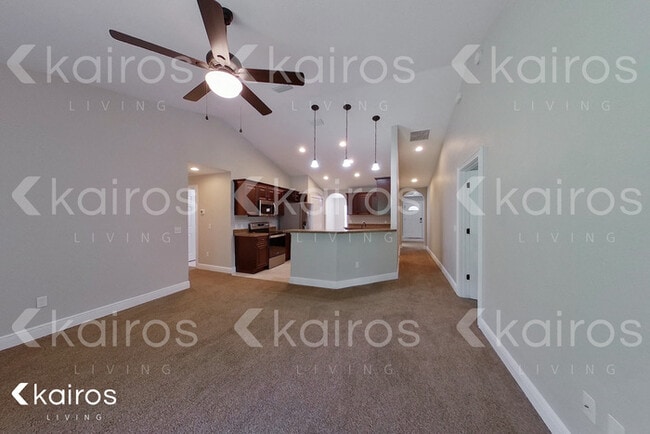 Foto del edificio - 228 Fisher Rd