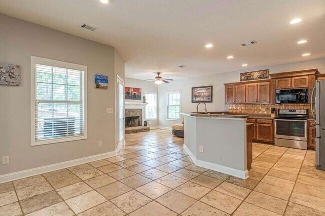 Building Photo - 5782 Grant Station Dr