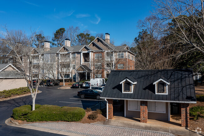 Building Photo - Grande Oaks at Old Roswell Apartment Homes