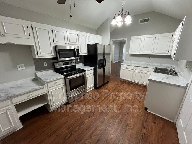 Building Photo - 3748 Rippling Creek Ln