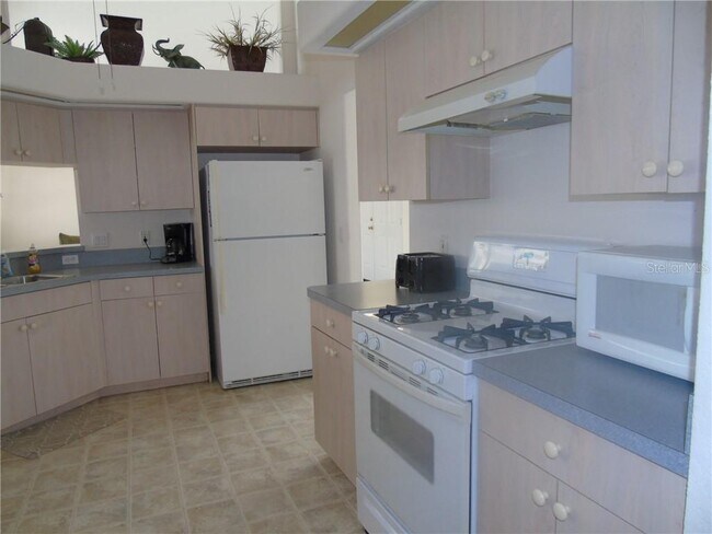 10594 Live Oak Rd - 4