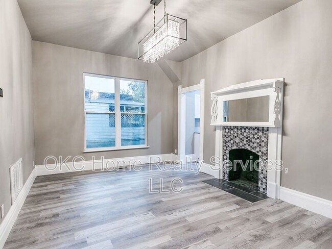 Foto del edificio - 503 E Springer Ave