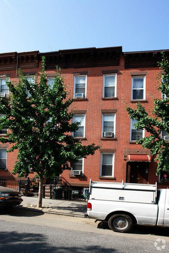 Building Photo - 66 16th St