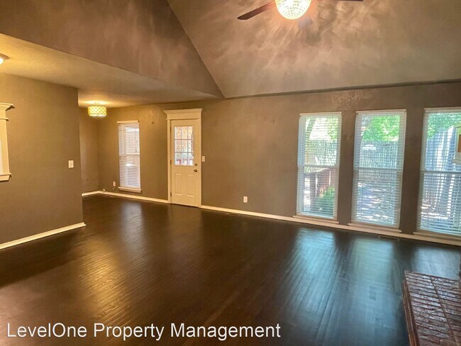 Foto del edificio - 2 br, 2.5 bath House - 313 Abilene Avenue