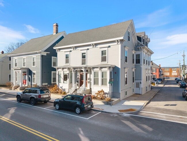 Foto del edificio - 303 Islington St