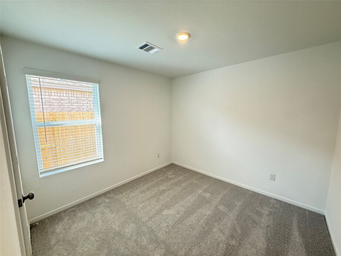 Building Photo - 31507 Casamari Dr