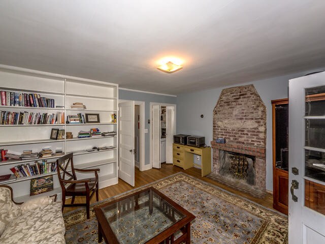 Foto del edificio - 220 S Valley Rd