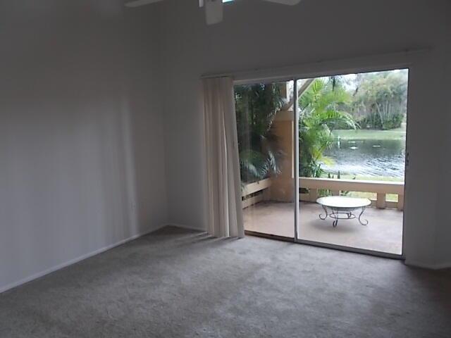 Foto del edificio - 4831 Via Palm Lks