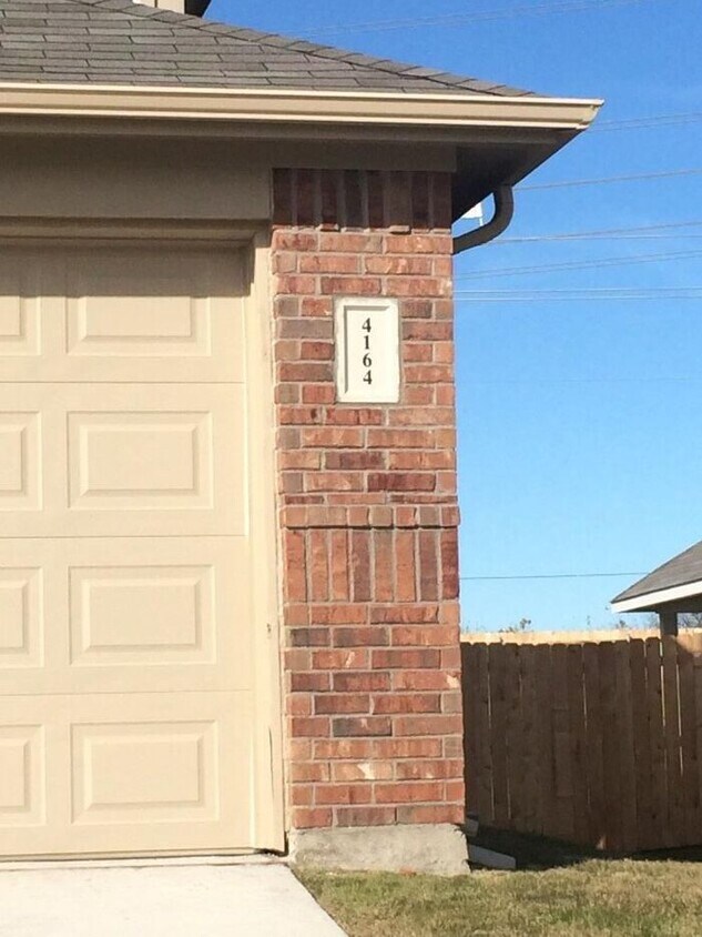 Foto del edificio - 4164 Twinleaf Dr