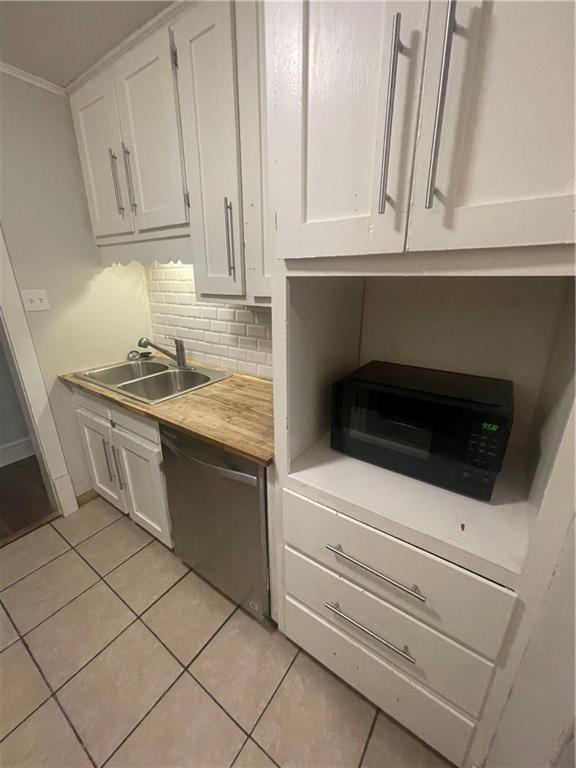 Building Photo - 5913 Montfort Rd S