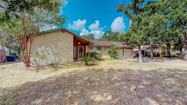 Building Photo - 1106 Neal Pickett Dr