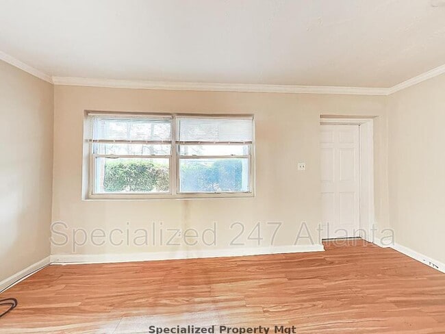 Building Photo - 5873 Old Gordon Rd