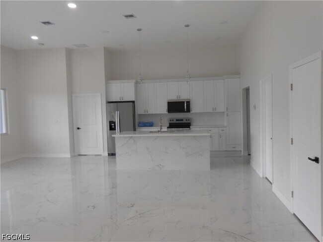 Foto del edificio - 2809 55th St W