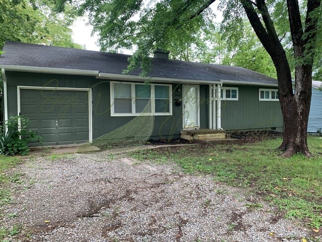 Building Photo - SUPER CUTE UPDATES!!!