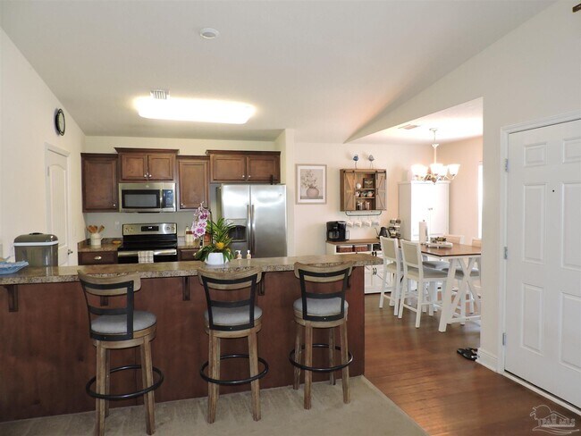 Foto del edificio - 5070 Carmell Ridge Cir