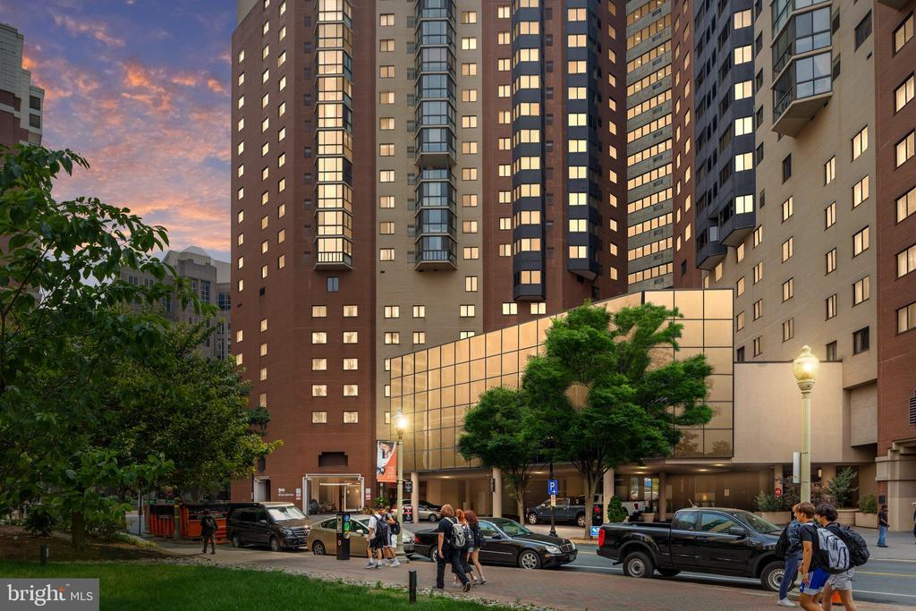 Foto principal - 900 N Stafford St