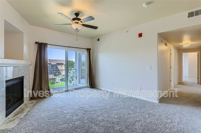 Foto del edificio - 15700 E Jamison Dr