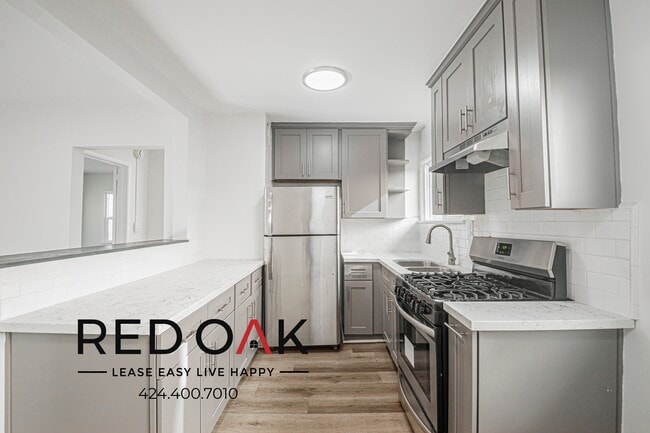 Building Photo - 3903 W 27th St